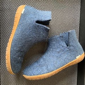Glerups wool boot slippers
